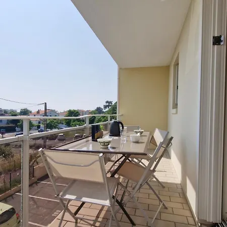 Appartement - Vue - à Seulement 300m Et Commerces *