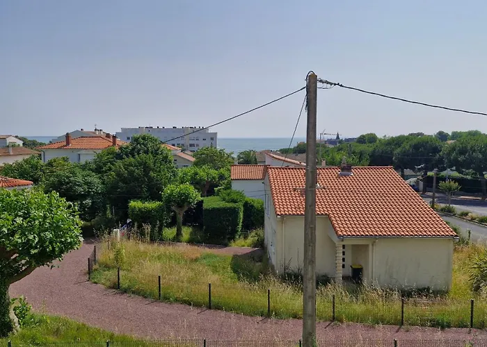 Appartement - Vue - à Seulement 300m Et Commerces *