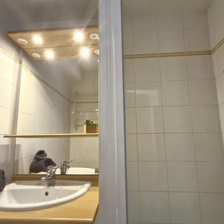 - Vue - A Seulement 300m Et Commerces * Royan