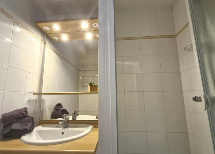 - Vue - A Seulement 300m Et Commerces * Royan